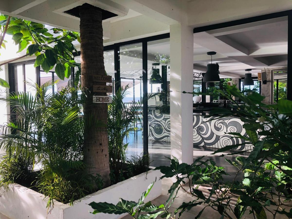 Pap'S Chambres D'Hotes มาฮาจังกา ภายนอก รูปภาพ